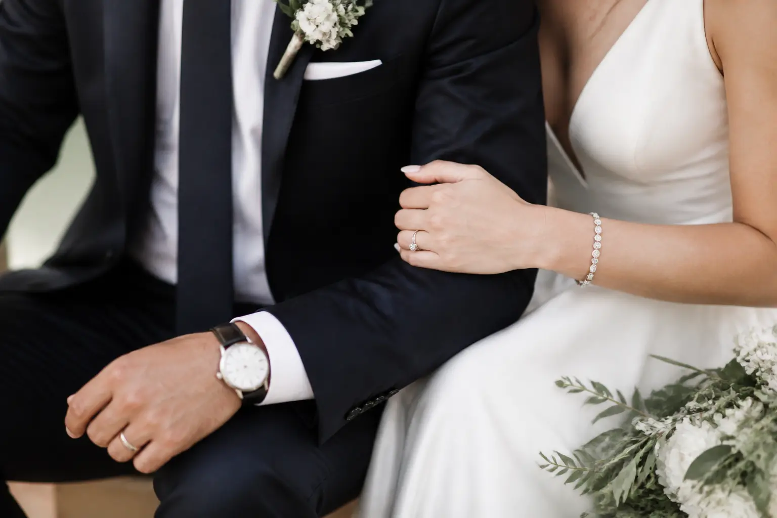 Smykker til bryllup: Den perfekte guide til mænd og kvinder